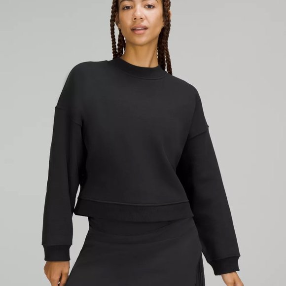 lululemon Thick Fleece Pullover - Picture 2 of 5